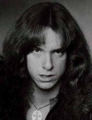 Portrait of Cliff Burton.
